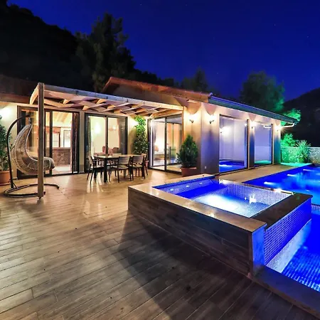 Myra Villa *